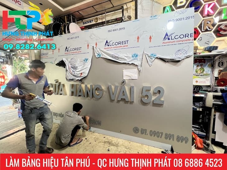 Lam bang hieu cua hang vai 52 tai tan phu