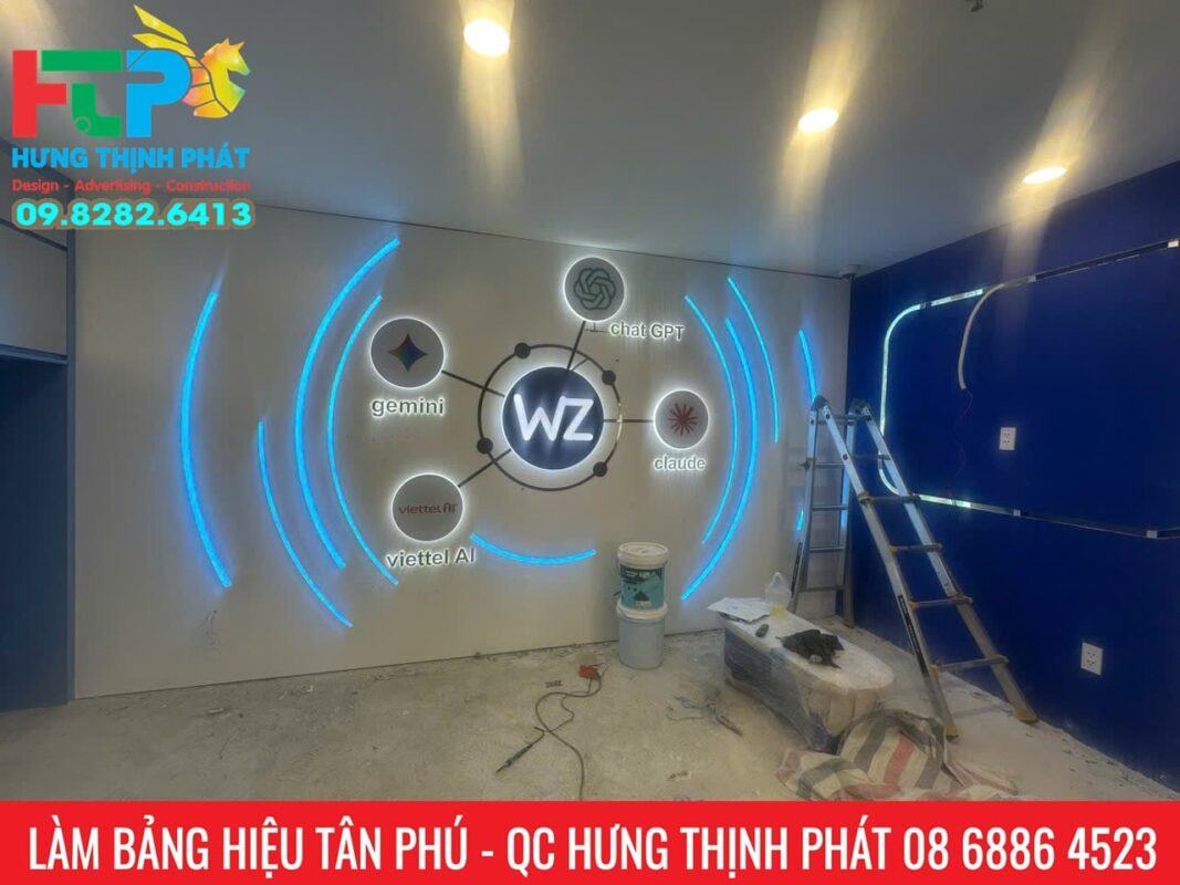 thi-cong-vach-logo-van-phong-cong-ty-cong-nghe-(2)
