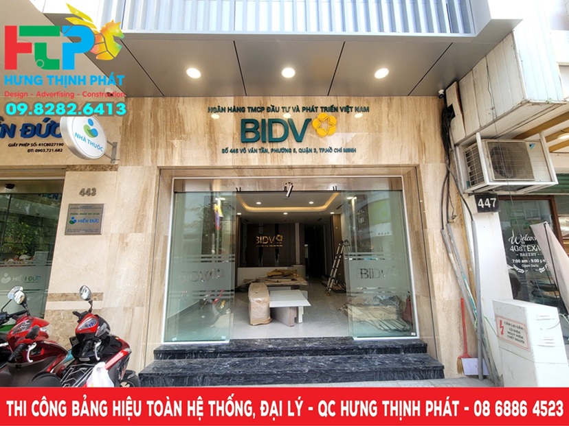 thi cong bang hieu phong giao dich ngan hang BIDV (1)